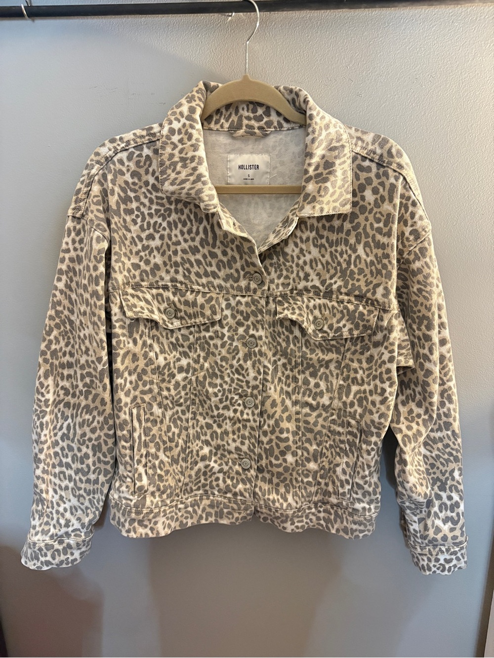 Hollister leopard print oversized denim jacket